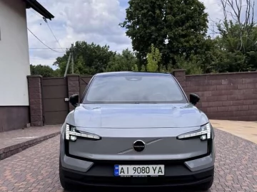 Авто Volvo Ex30 2024 № 7821358