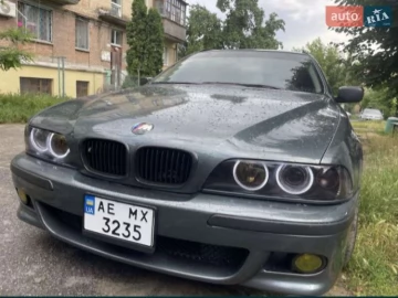 Авто BMW 5 Series 2003 № 7821412