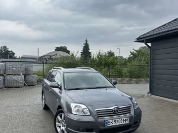 Авто Toyota Avensis 2004 № 7821426