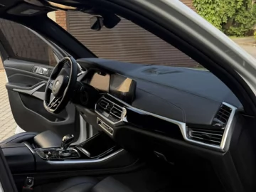 Авто BMW X7 2019 № 7821600