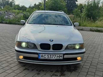 Авто BMW 5 Series 2002 № 7821656