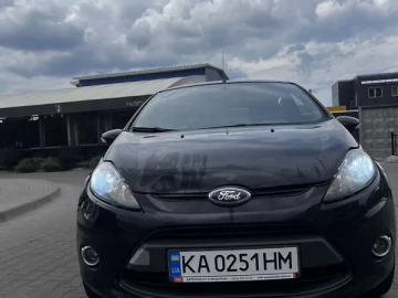 Авто Ford Fiesta 2011 № 7821700