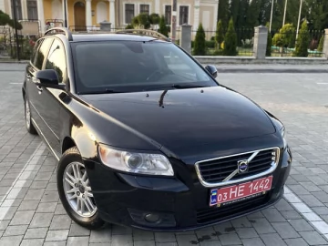 Авто Volvo V50 2010 № 7821706