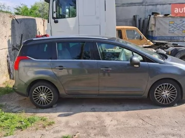 Авто Peugeot 5008 2011 № 7821719