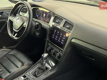 Авто Volkswagen E-Golf 2020 № 7821795