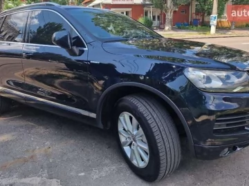 Авто Volkswagen Touareg 2014 № 7821820