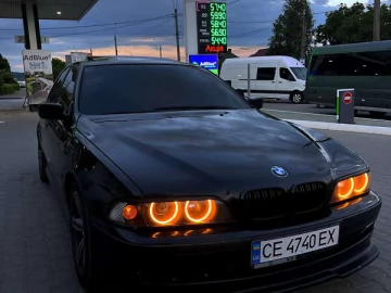 Авто BMW 5 Series 2002 № 7821939