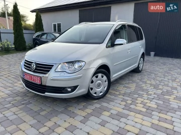 Авто Volkswagen Touran 2009 № 7821943