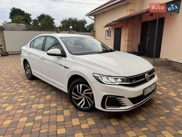 Авто Volkswagen E-Bora 2019 № 7821991