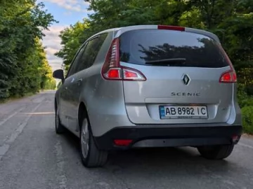 Авто Renault Scenic 2010 № 7822041