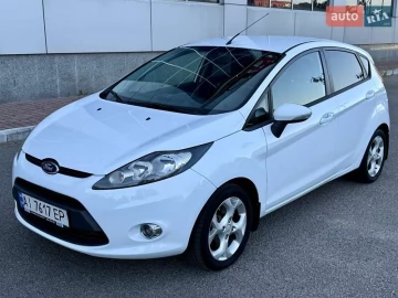 Авто Ford Fiesta 2012 № 7822080