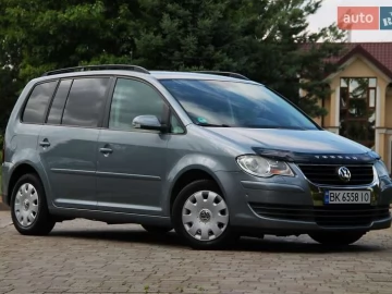 Авто Volkswagen Touran 2007 № 7822189