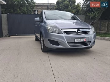 Авто Opel Zafira 2010 № 7822229
