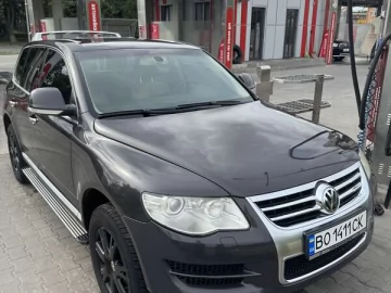 Авто Volkswagen Touareg 2007 № 7822309