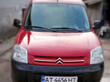 Авто Citroen Berlingo 2004 № 7822430
