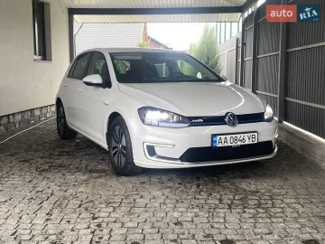 Авто Volkswagen E-Golf 2015 № 7822469