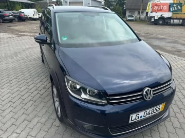 Авто Volkswagen Touran 2011 № 7822599