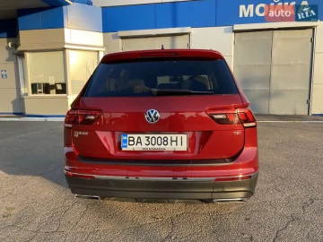 Авто Volkswagen Tiguan 2017 № 7822630