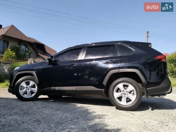 Авто Toyota Rav4 2021 № 7822644