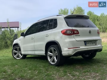Авто Volkswagen Tiguan 2010 № 7822725
