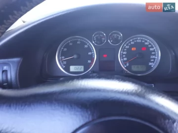 Авто Volkswagen Passat 2001 № 7822804