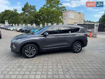 Авто Hyundai Santa Fe 2019 № 7823135