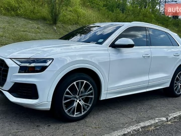 Авто Audi Q8 2018 № 7823153