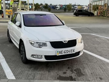 Авто Skoda Superb 2012 № 7823253