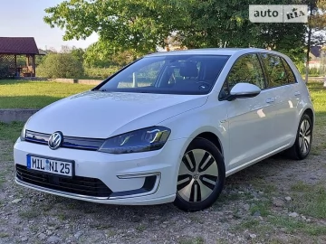 Авто Volkswagen E-Golf 2015 № 7823265