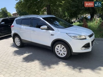 Авто Ford Kuga 2013 № 7823317