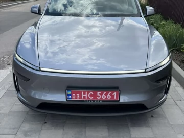 Авто Tesla Model Y 2025 № 7823407