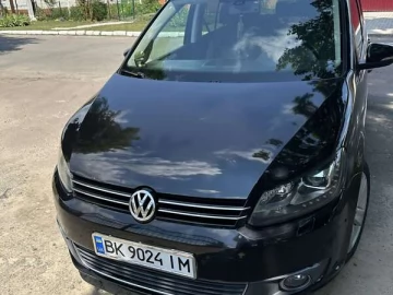 Авто Volkswagen Touran 2010 № 7823493