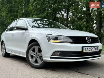 Авто Volkswagen Jetta 2016 № 7823533