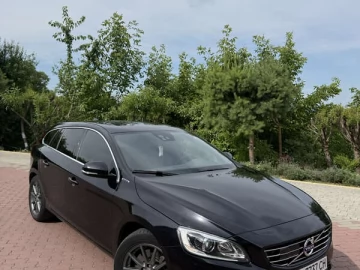 Авто Volvo V60 2013 № 7823552