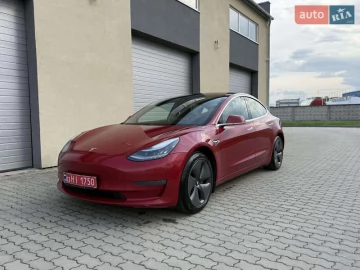 Авто Tesla Model 3 2019 № 7823555
