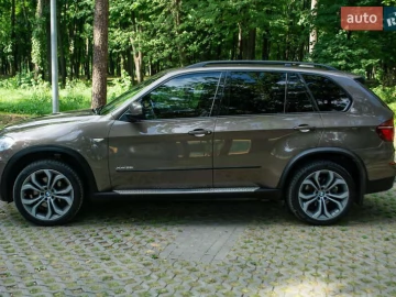 Авто BMW X5 2010 № 7823557