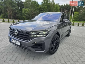 Авто Volkswagen Touareg 2018 № 7823621