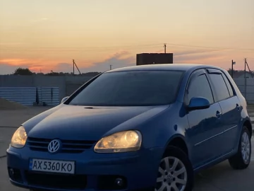 Авто Volkswagen Golf 2004 № 7823701