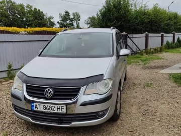 Авто Volkswagen Touran 2007 № 7823703