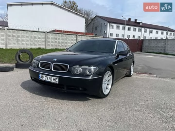 Авто BMW 7 Series 2002 № 7823712