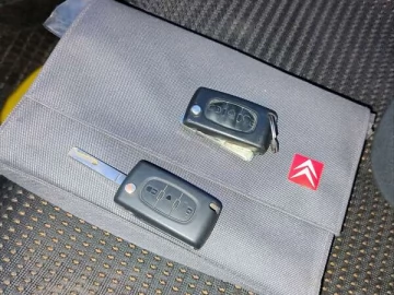 Авто Citroen C4 2005 № 7823892