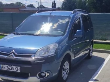 Авто Citroen Berlingo 2014 № 7824011