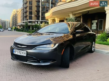 Авто Chrysler 200 2015 № 7824027
