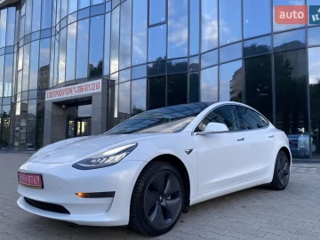 Авто Tesla Model 3 2020 № 7824065