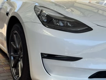 Авто Tesla Model 3 2020 № 7824087