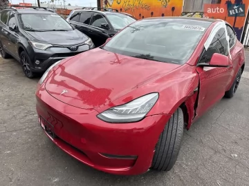 Авто Tesla Model Y 2021 № 7824090