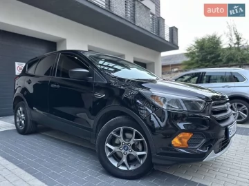 Авто Ford Escape 2019 № 7824172