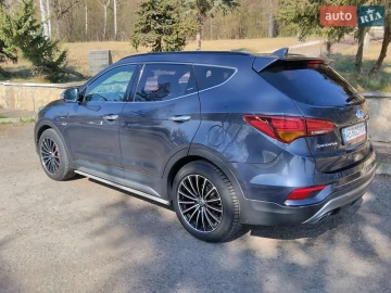 Авто Hyundai Santa Fe 2017 № 7824255