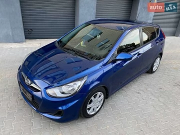 Авто Hyundai Accent 2015 № 7824313
