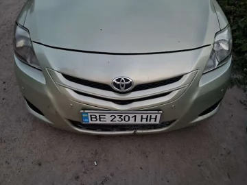 Авто Toyota Yaris 2006 № 7824351